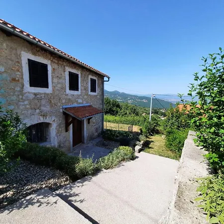 House Iva Holiday home