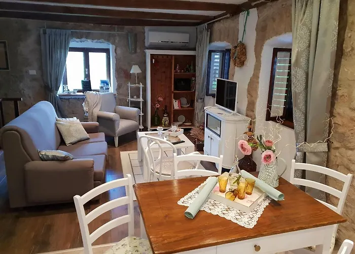 House Iva * לובראן